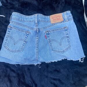 Y2K LEVI'S SUPERLOW CUTOFF LIGHT DENIM JEANS SHORTS DAISY DUKES 3